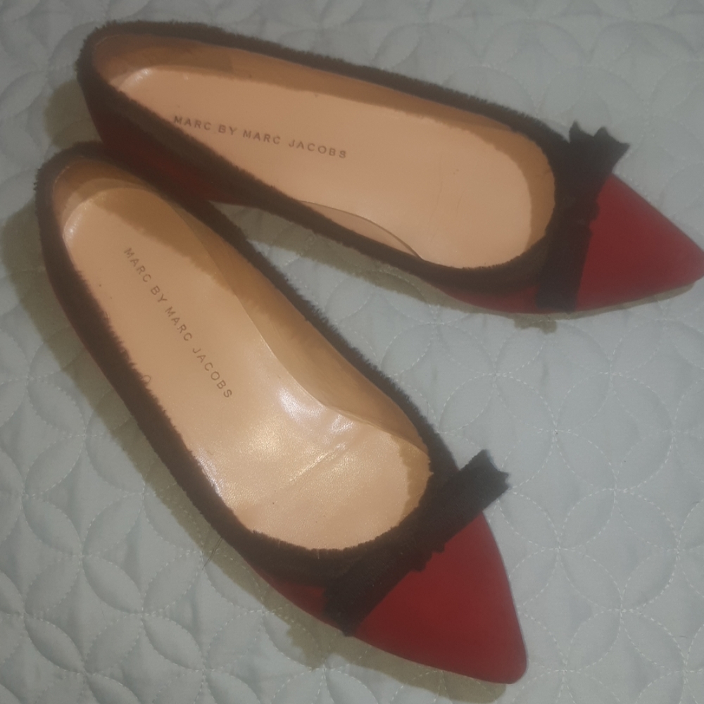 Red suede Marc by Marc Jacobs ballet flats
